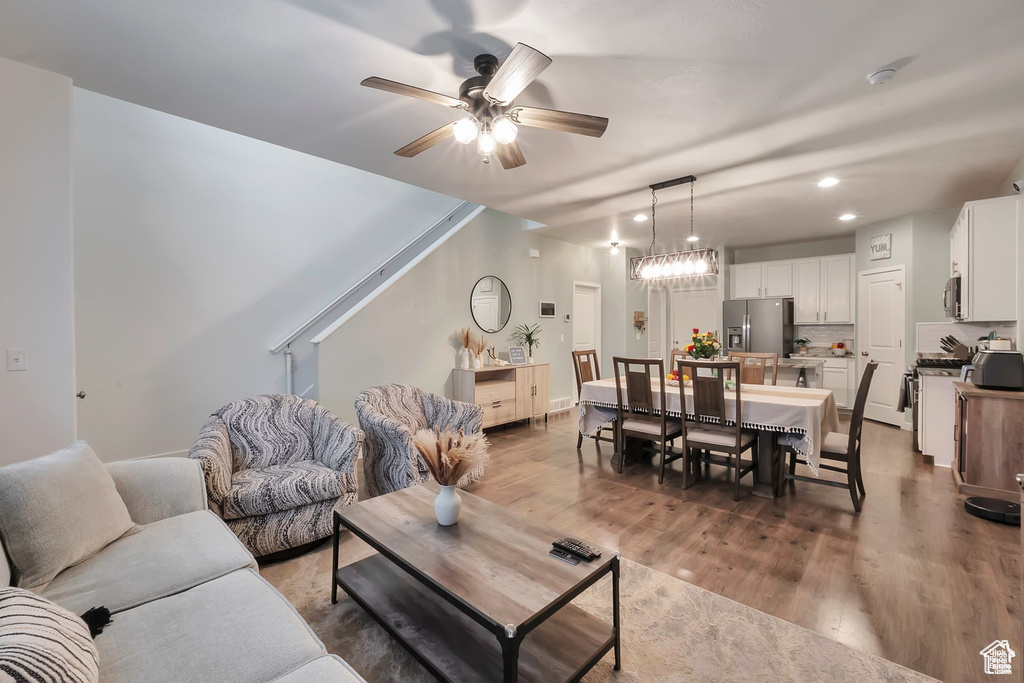 15261 S REINS WAY Bluffdale, UT 84065