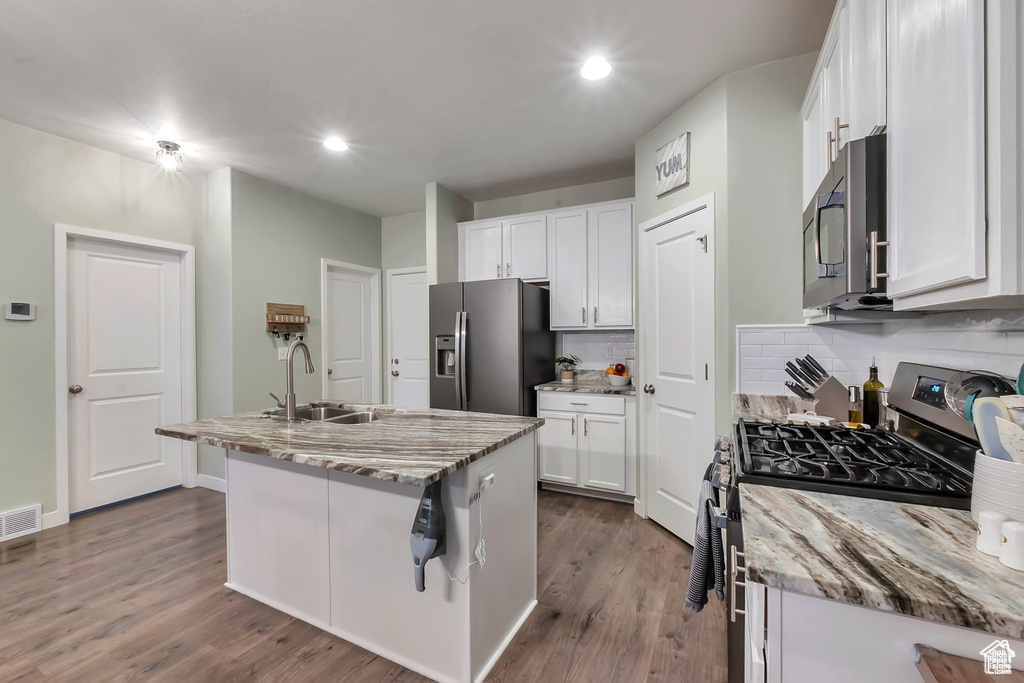 15261 S REINS WAY Bluffdale, UT 84065