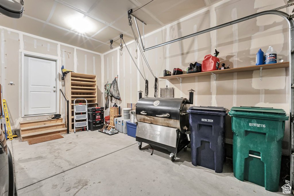 15261 S REINS WAY Bluffdale, UT 84065