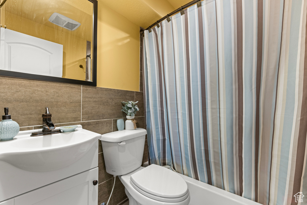 3588 W 5225 S Roy, UT 84067