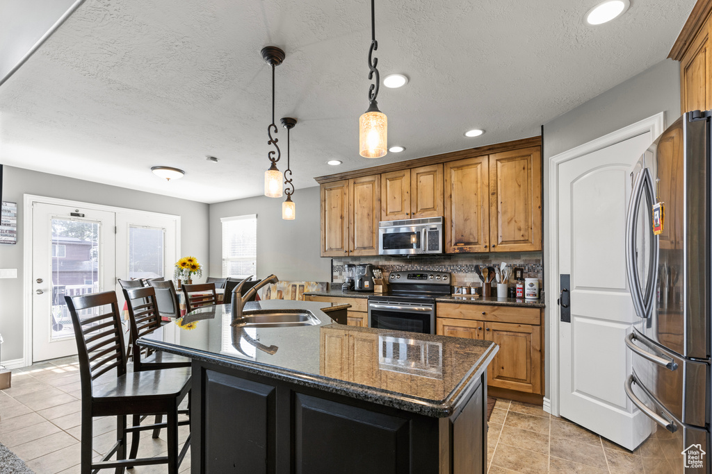 3588 W 5225 S Roy, UT 84067