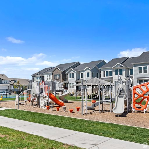 1746 N 3870 W Lehi, UT 84043