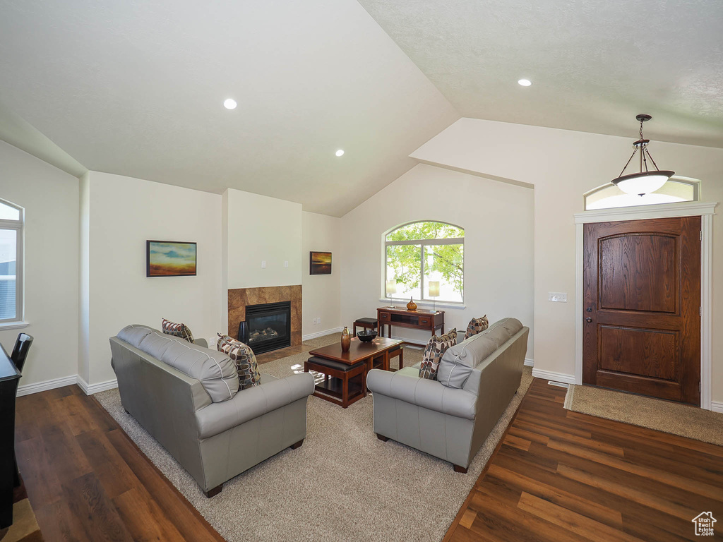 Photo 6 for MLS #2107060 at 851 E Oak Ct #28