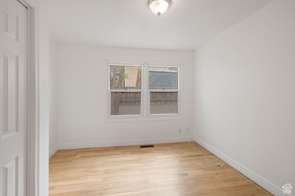 1371 E ZENITH AVE Salt Lake City, UT 84106