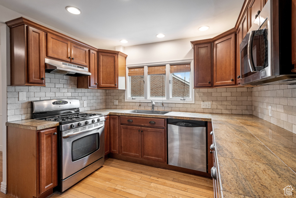 1371 E ZENITH AVE Salt Lake City, UT 84106
