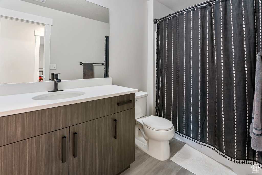 1904 W WOODLAND RD Saratoga Springs, UT 84045