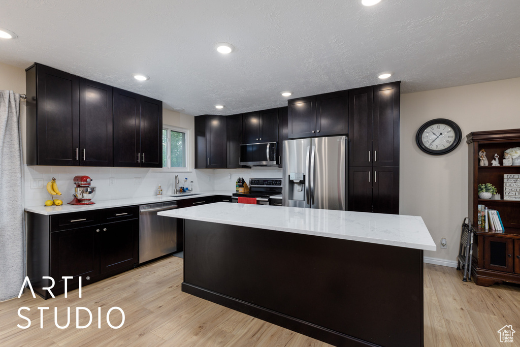 2443 W 2300 N Clinton, UT 84015