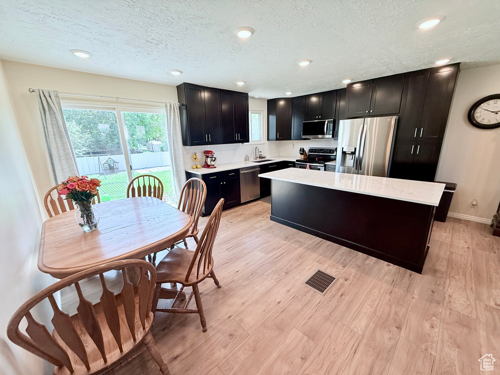 2443 W 2300 N Clinton, UT 84015