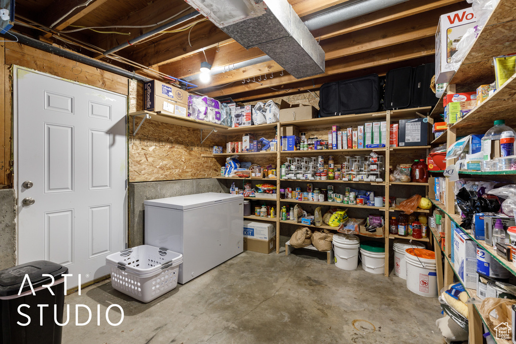 2443 W 2300 N Clinton, UT 84015