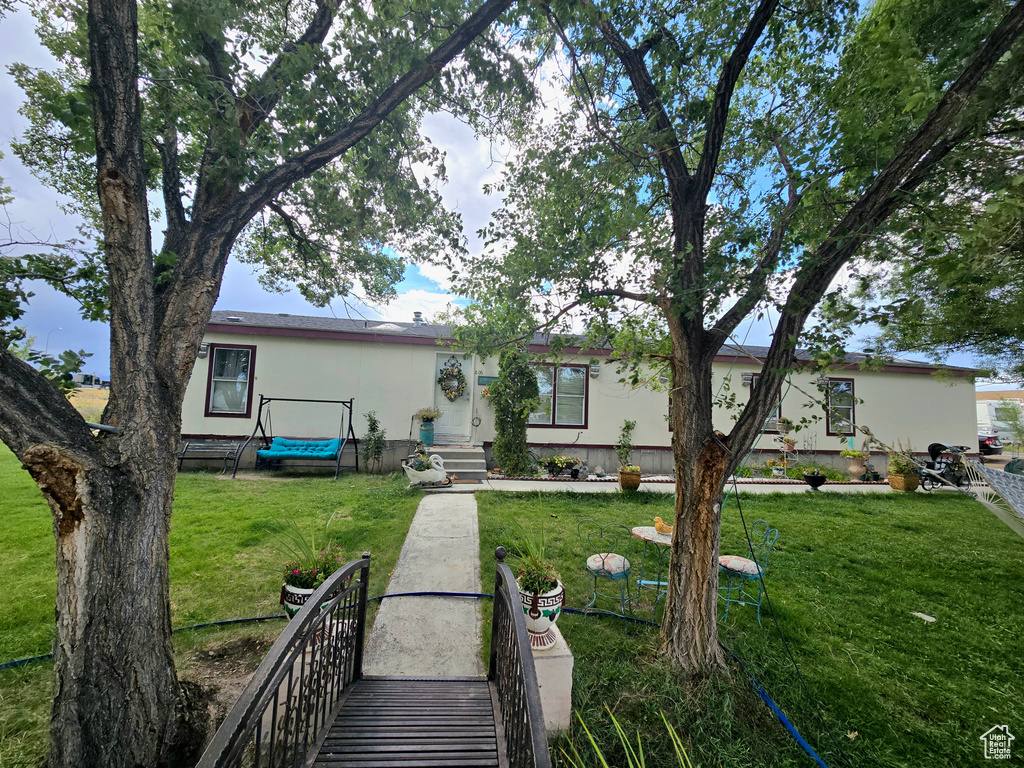 Photo 2 for MLS #2107074 at 806 S 300 East