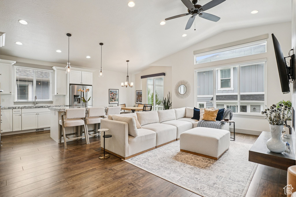 10684 S RIDGE WAY #19 Sandy, UT 84092