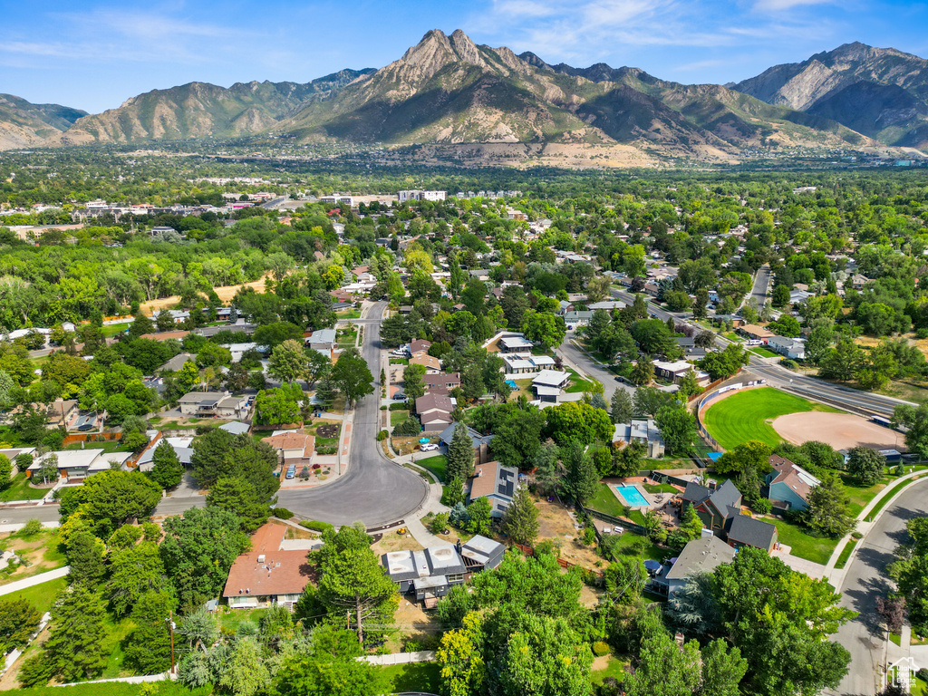 4856 S COLONY DR Holladay, UT 84117