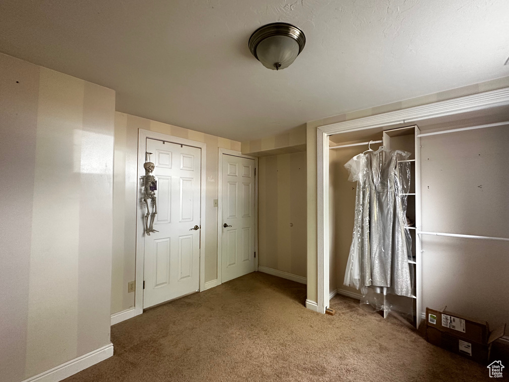 3977 W ELWOOD WAY West Jordan, UT 84088