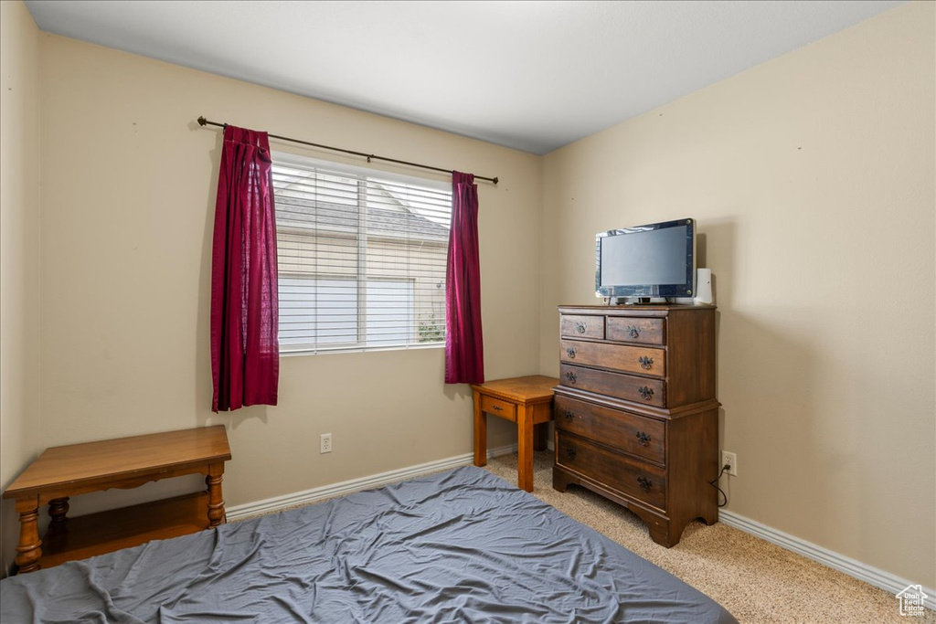 Photo 13 for MLS #2107109 at 1558 N Durocher Ln