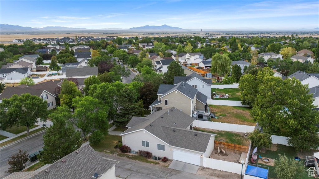 Photo 23 for MLS #2107109 at 1558 N Durocher Ln