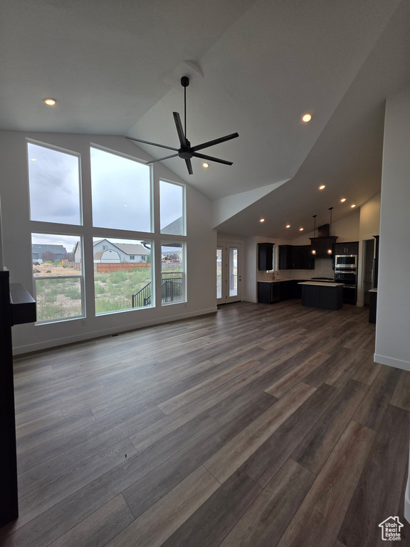 Photo 16 for MLS #2107112 at 416 E Spruce Ln #113