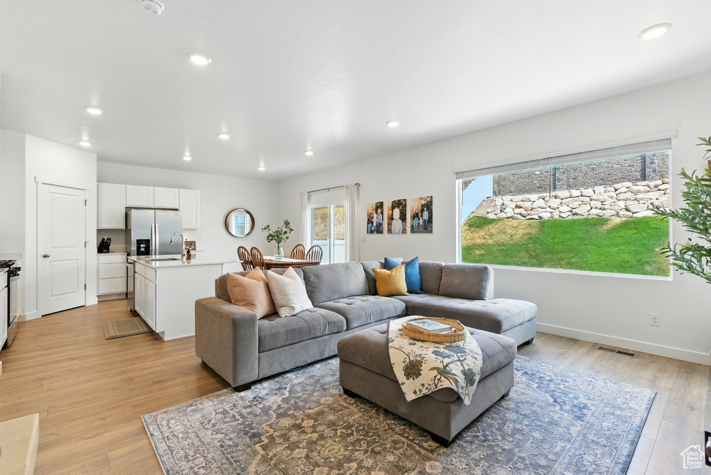 Photo 6 for MLS #2107136 at 1501 S 3750 East