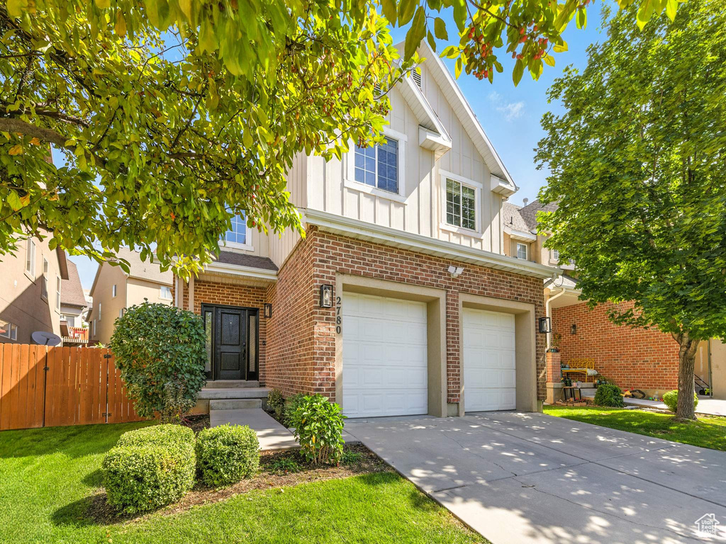 Photo 2 for MLS #2107138 at 2780 W Fox Hunters Loop