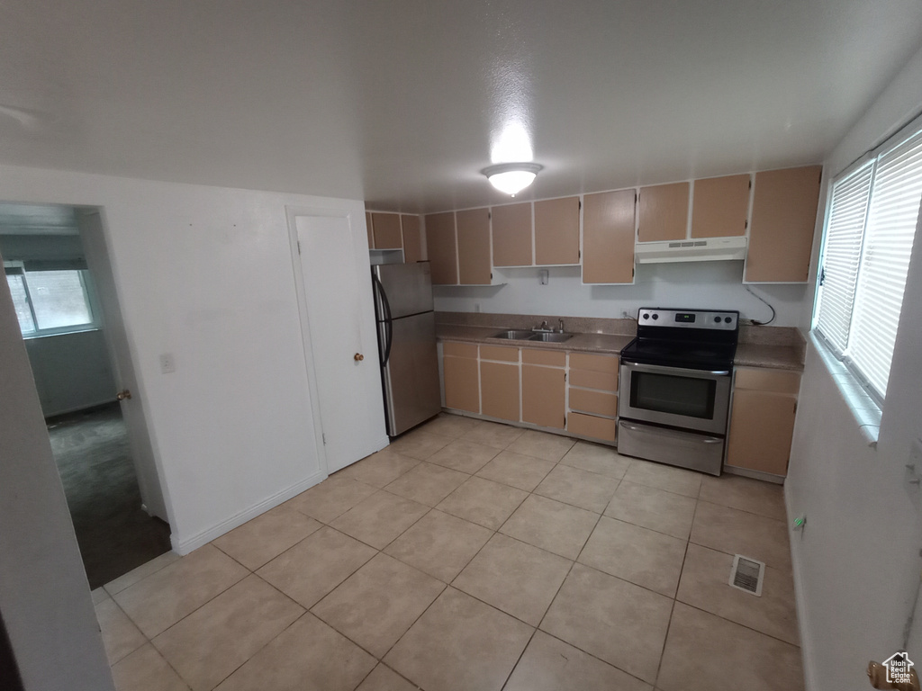 2739 S BUCCANEER DR Magna, UT 84044