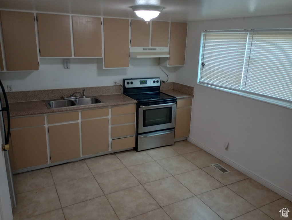 2739 S BUCCANEER DR Magna, UT 84044
