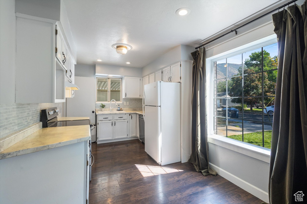 Photo 16 for MLS #2107147 at 678 S 300 East