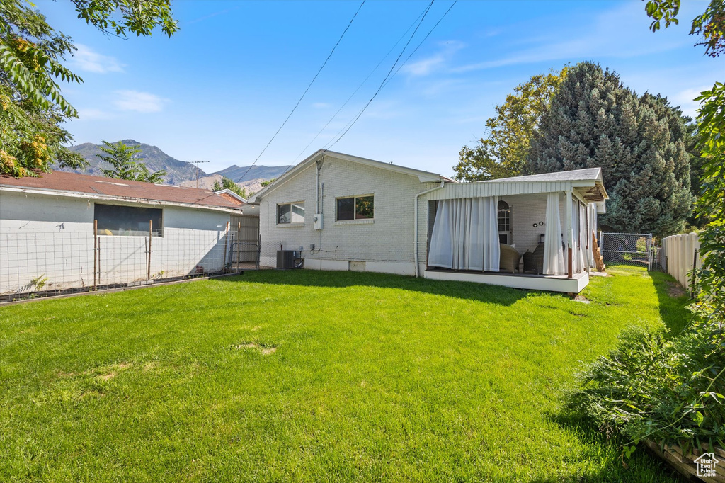 Photo 9 for MLS #2107147 at 678 S 300 East