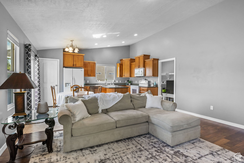 1069 S LEGRAND DR Grantsville, UT 84029