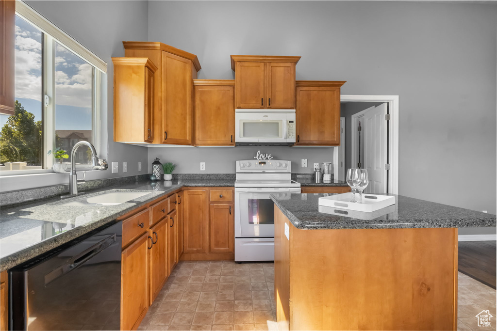 1069 S LEGRAND DR Grantsville, UT 84029