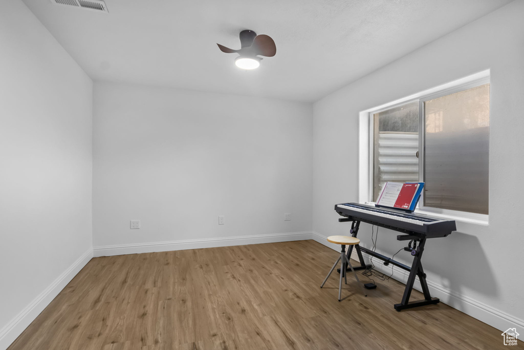 1069 S LEGRAND DR Grantsville, UT 84029