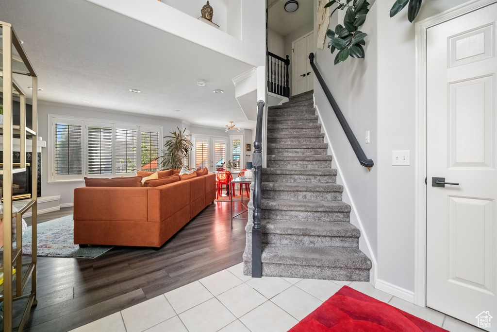 9092 S ENCHANTED OAK LN Sandy, UT 84094