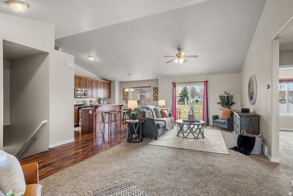 879 SUNDOWN LN Tooele, UT 84074