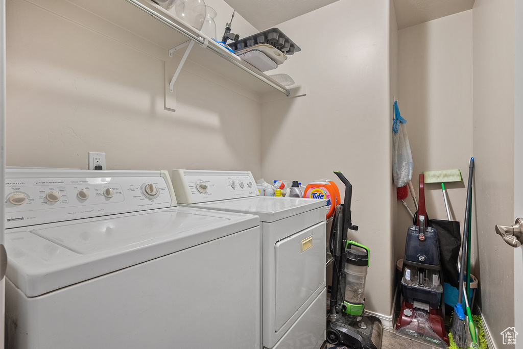 879 SUNDOWN LN Tooele, UT 84074