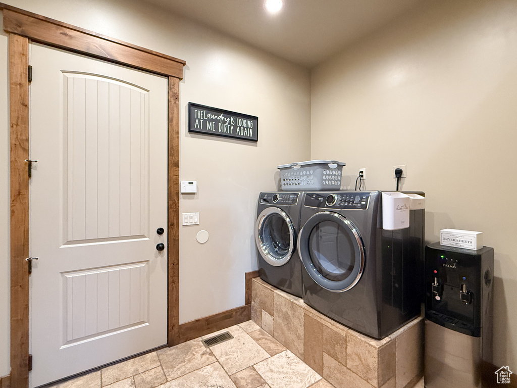 2331 N 2575 W Farr West, UT 84404