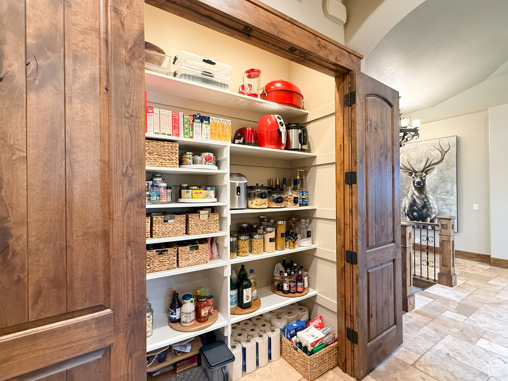 2331 N 2575 W Farr West, UT 84404