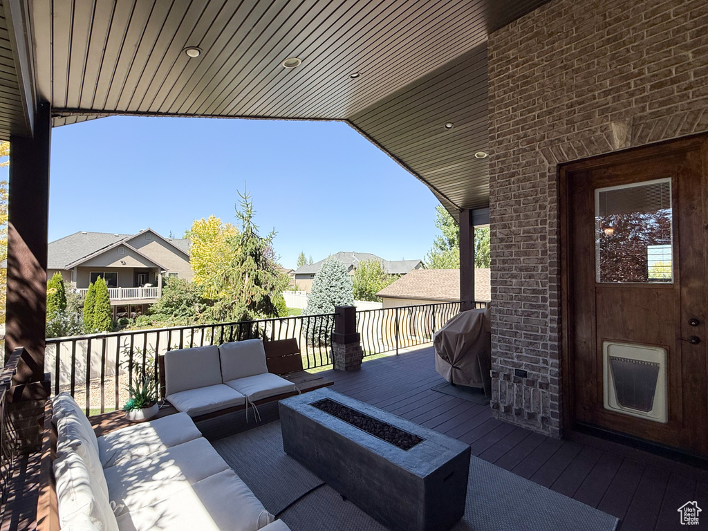 2331 N 2575 W Farr West, UT 84404