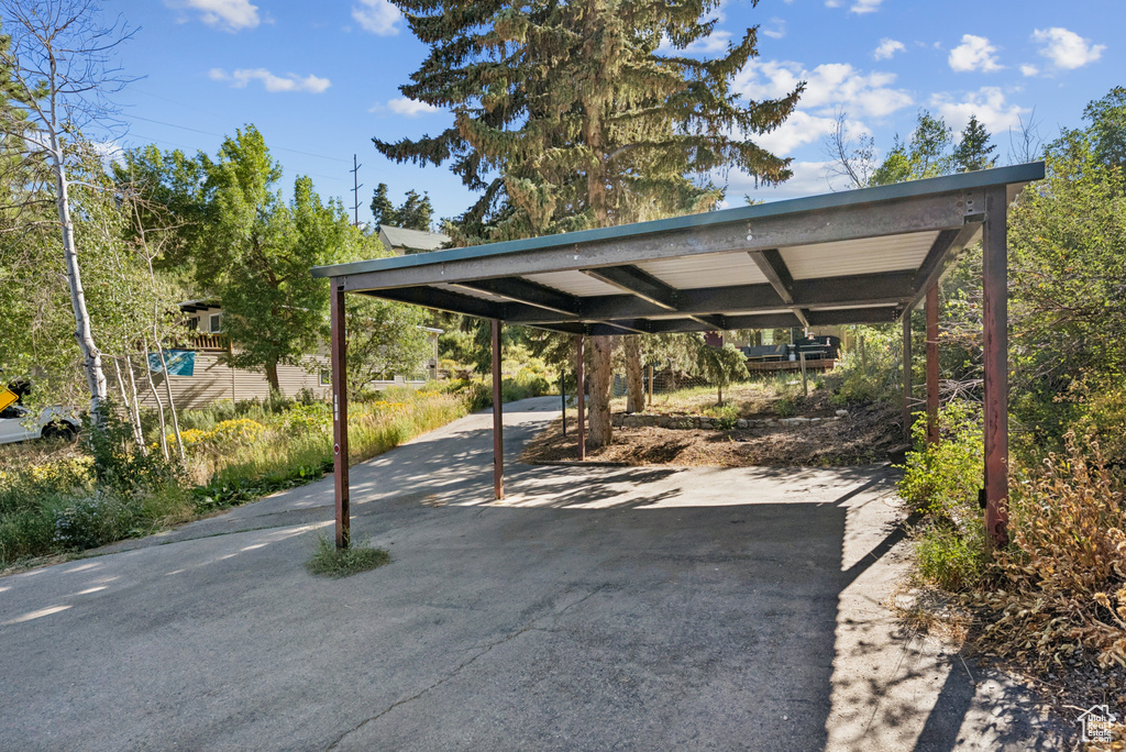 Photo 17 for MLS #2107159 at 130 Parkview Dr