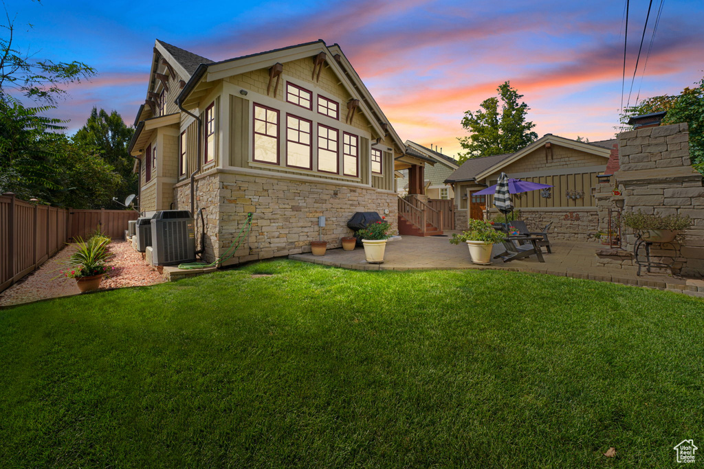 1733 S SUGARHOUSE LN Salt Lake City, UT 84108
