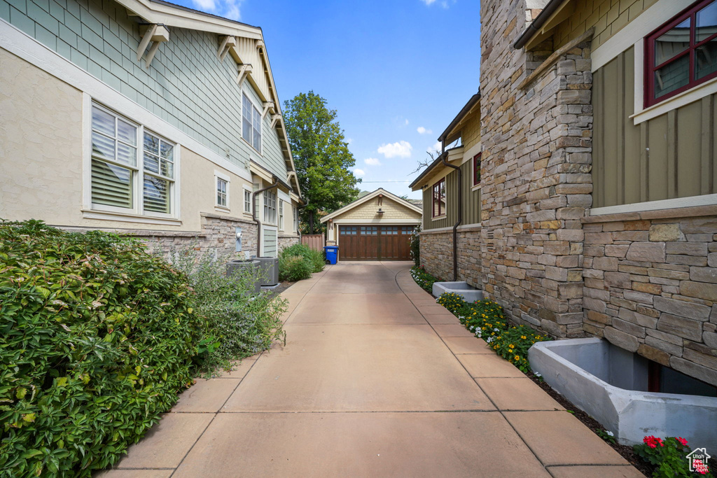 1733 S SUGARHOUSE LN Salt Lake City, UT 84108