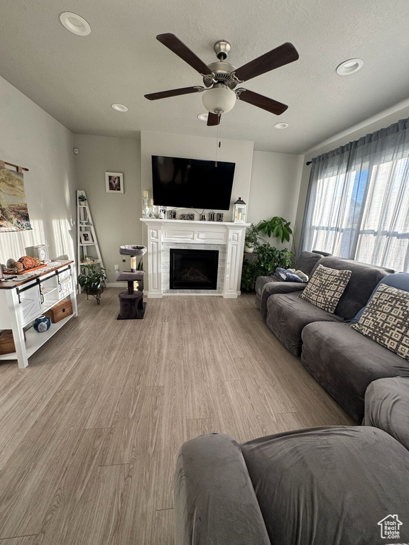 Photo 3 for MLS #2107170 at 7933 N Secretariat Rd