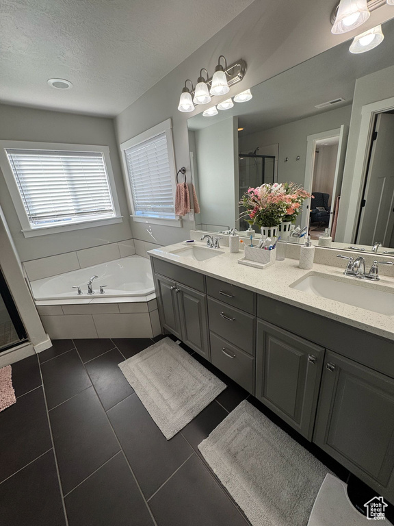 Photo 37 for MLS #2107170 at 7933 N Secretariat Rd