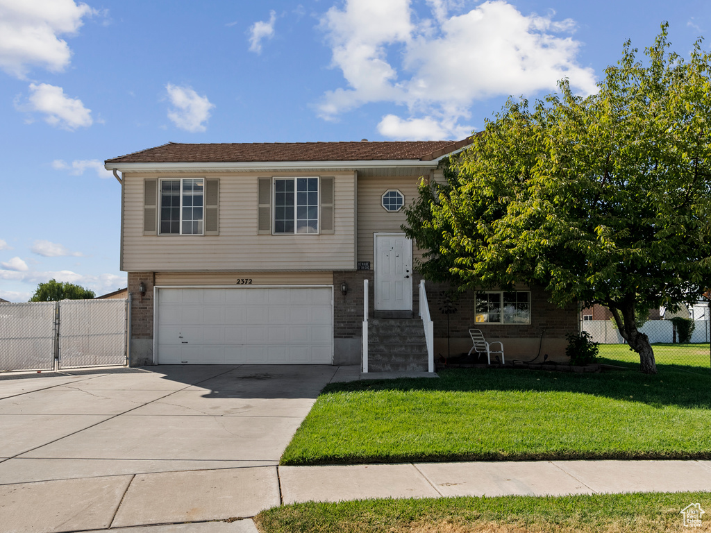 2372 S 2830 W Syracuse, UT 84075