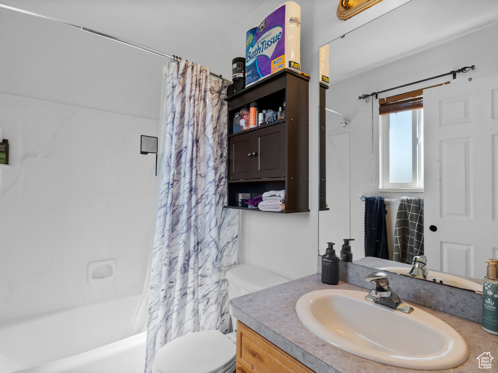 2372 S 2830 W Syracuse, UT 84075
