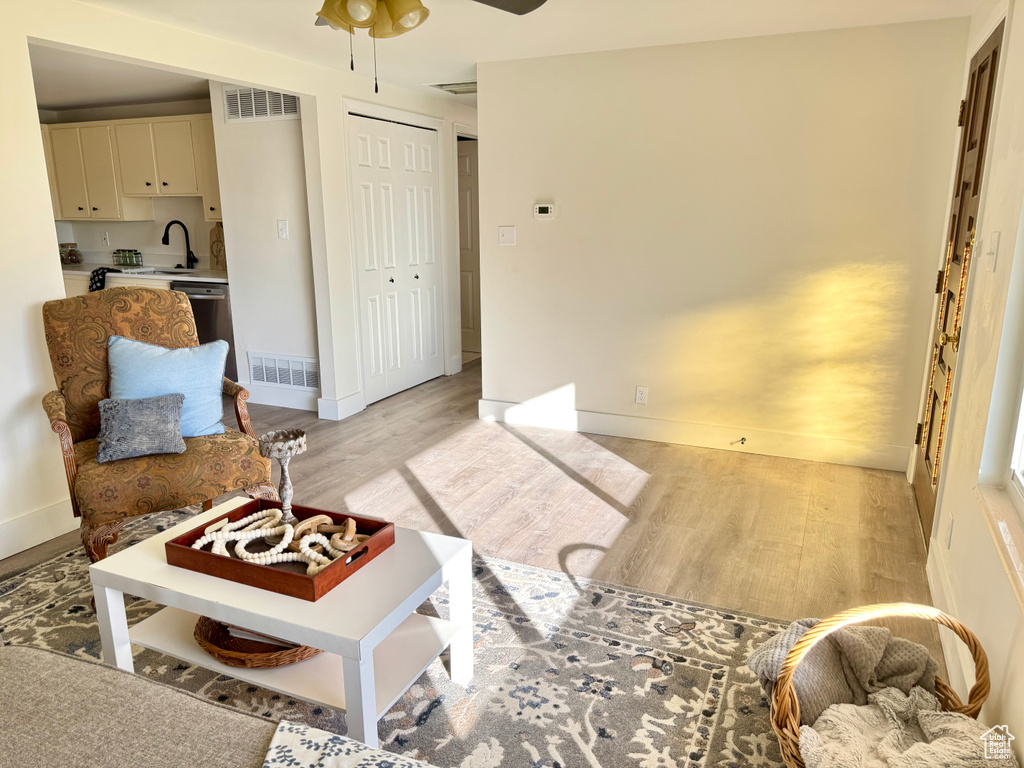 Photo 13 for MLS #2107184 at 1676 W Forbes Ave
