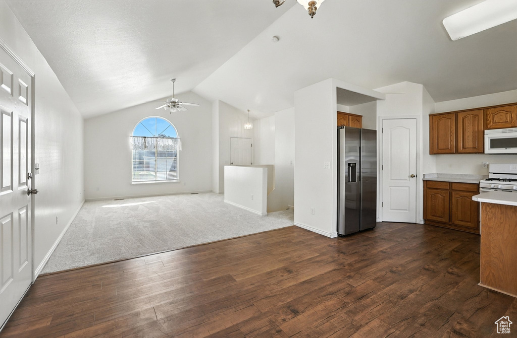 Photo 10 for MLS #2107190 at 748 W 650 North