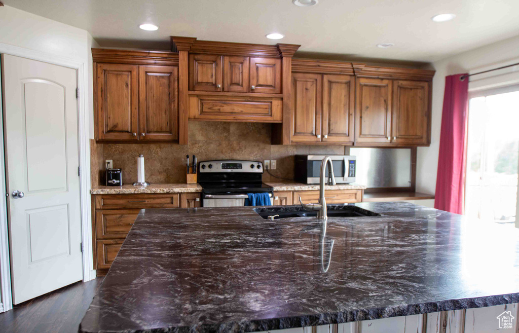 Photo 10 for MLS #2107193 at 1779 N 925 East