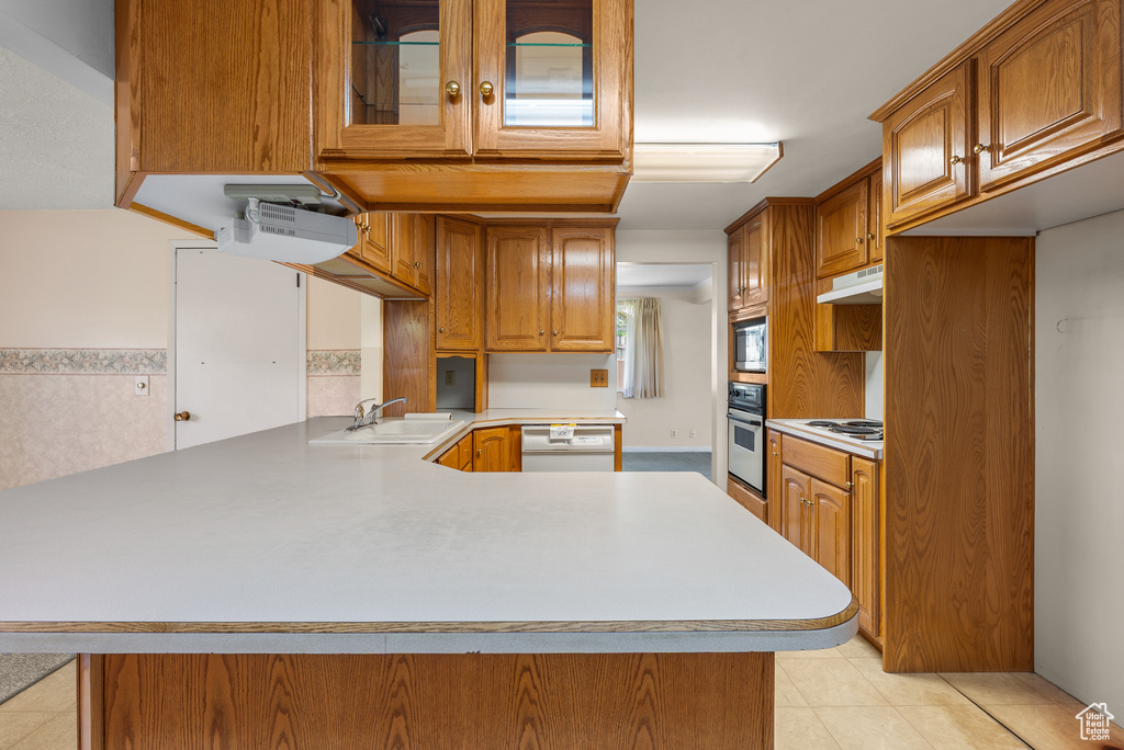 Photo 14 for MLS #2107196 at 247 Paulette Way