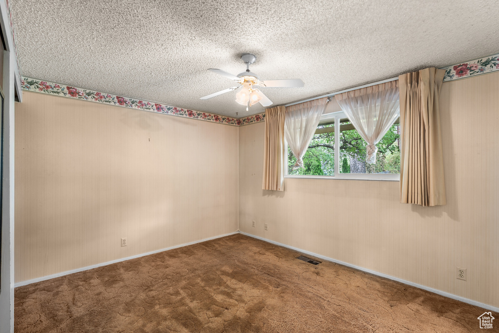 Photo 21 for MLS #2107196 at 247 Paulette Way