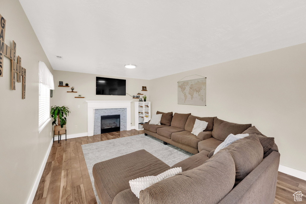 Photo 11 for MLS #2107202 at 1233 W 12500 South