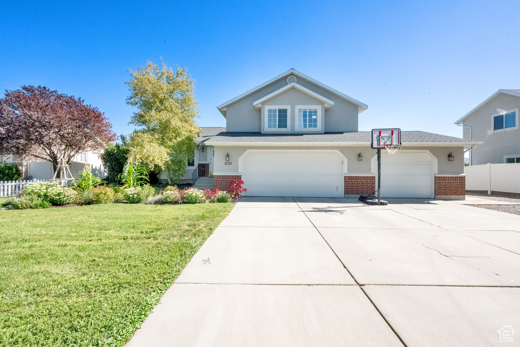 Photo 3 for MLS #2107202 at 1233 W 12500 South
