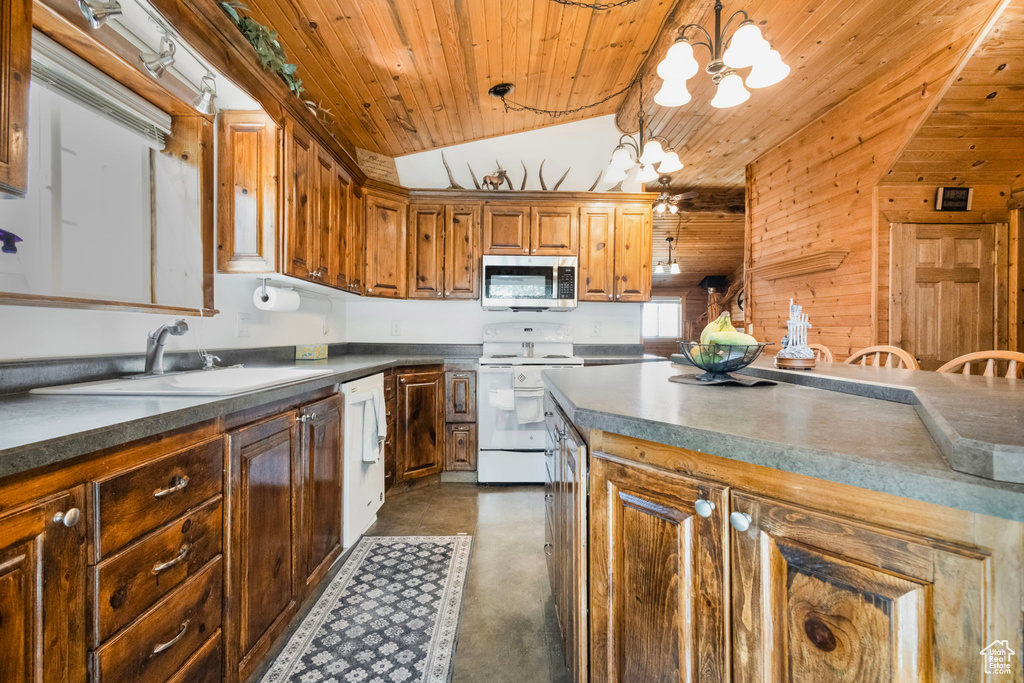 6013 NOUNAN RD Montpelier, ID 83254